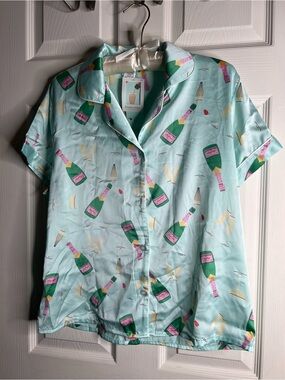 Hello Mello Short Sleeve Button-Down Top in Light Blue W/ Champagne Bottle Print